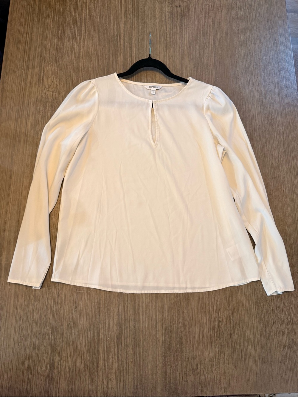 Express Cream Long-Sleeve Keyhole Blouse